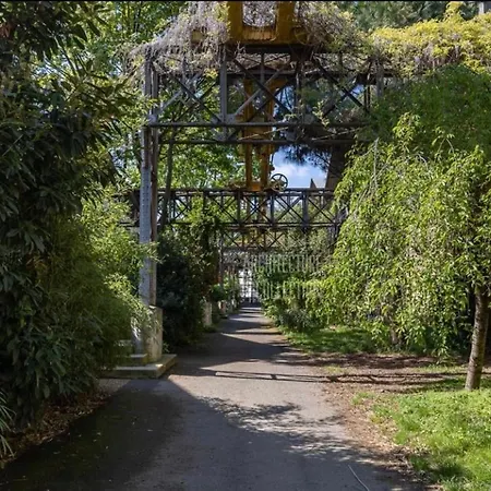 Ecrin De Verdure - Metro 7 - Rer C Ivry-sur-Seine