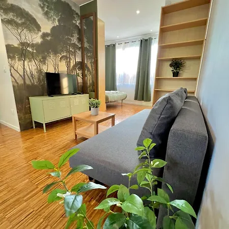 Apartment Ecrin De Verdure - Metro 7 - Rer C Ivry-sur-Seine